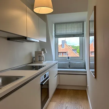 Lichtdurchflutete Dachgeschosswohnung In Uninaehe Oldenburg Exterior photo